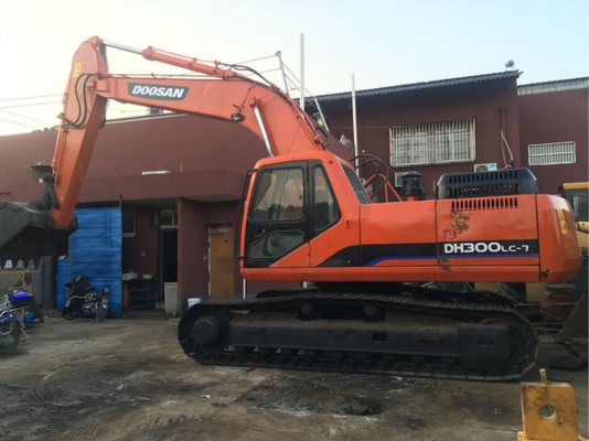 Excavadora do Doosan DH300LC-7 de 30 toneladas com capacidade de balde de 1,27 m3