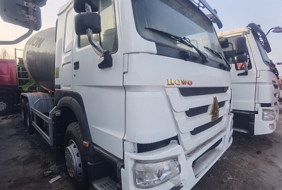 Usado SINOTRUK HOWO Caminhão de mistura de concreto 6x4 380HP Caminhão de mistura de concreto usado