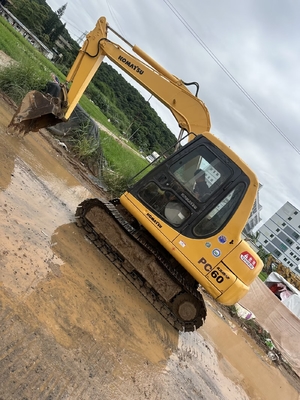 Excavadora de 6 toneladas usada Komatsu PC60-7 Excavadora de segunda mão pequena PC35/PC55/PC56/PC60/PC78