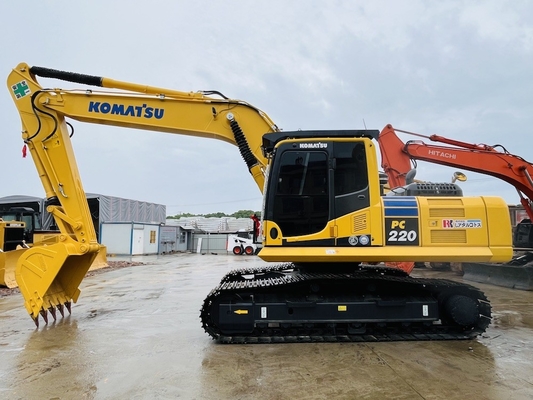 Second Hand Komatsu PC220-8 Crawer Excavator Japan Made 22 Ton Digger PC220-7 PC200-8